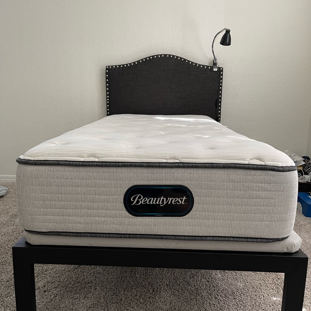 Simmons Beautyrest Colfax Medium Plush (Twin Size)